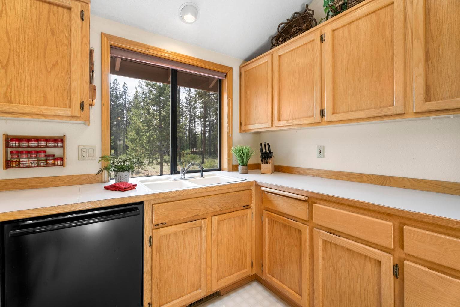 Photo of 57803 Summit Lane 15 of 26