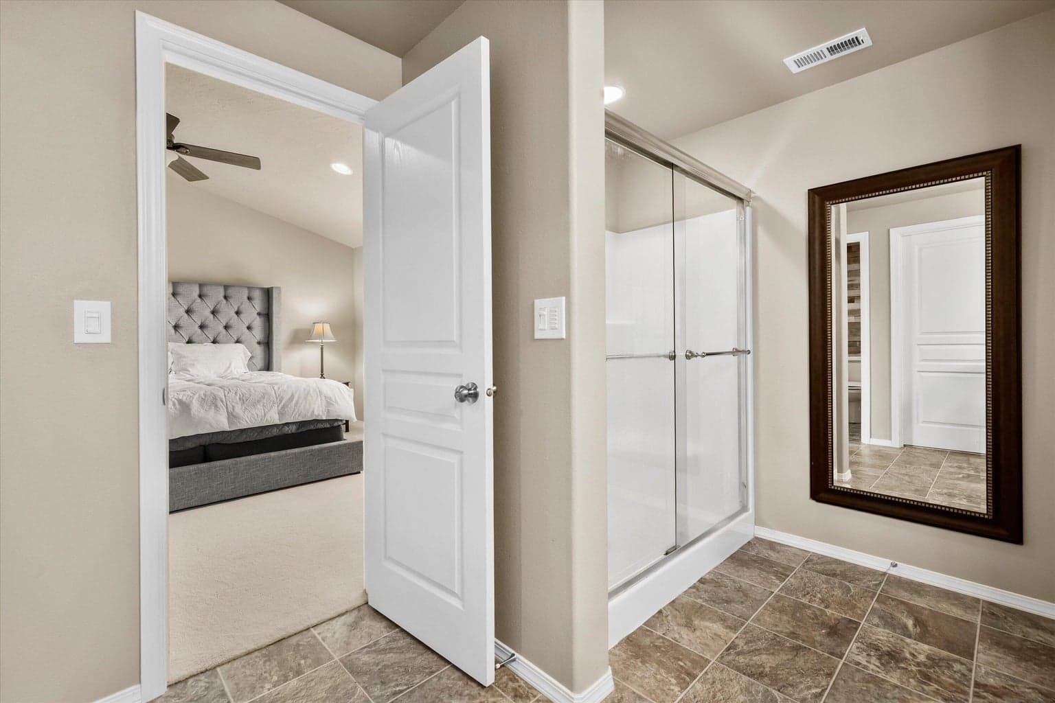 Photo of 768 NE Redwood Court 36 of 52