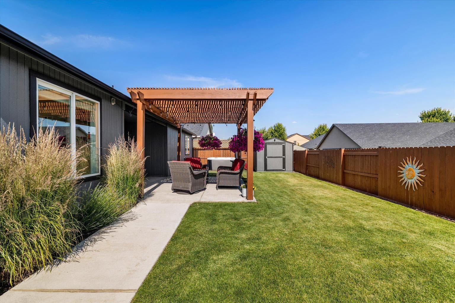 Photo of 768 NE Redwood Court 41 of 52