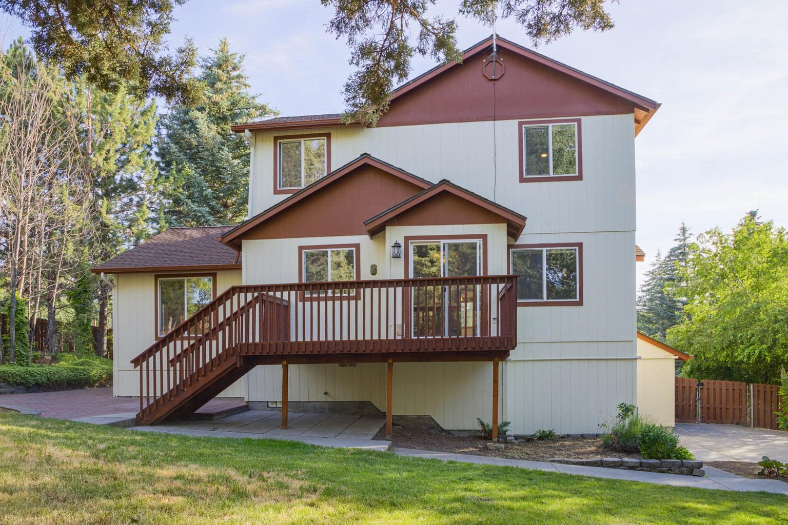 Photo of 3546 SW Wickiup Court 38 of 49
