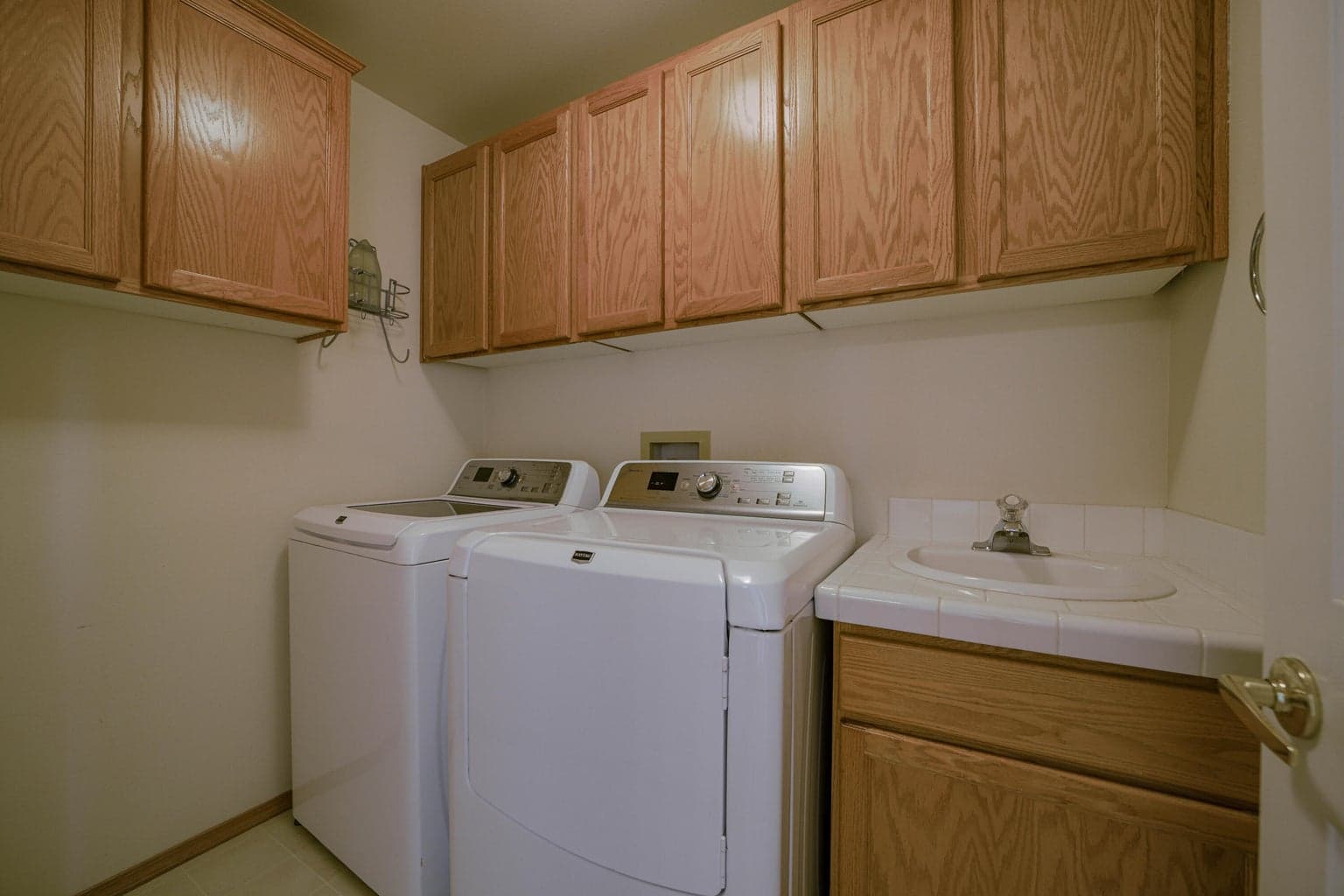 Main level laundry room