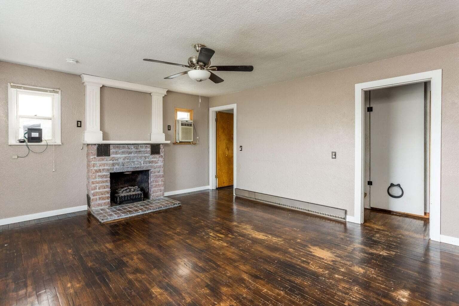 Photo of 12 SW 2nd Street 7 of 20