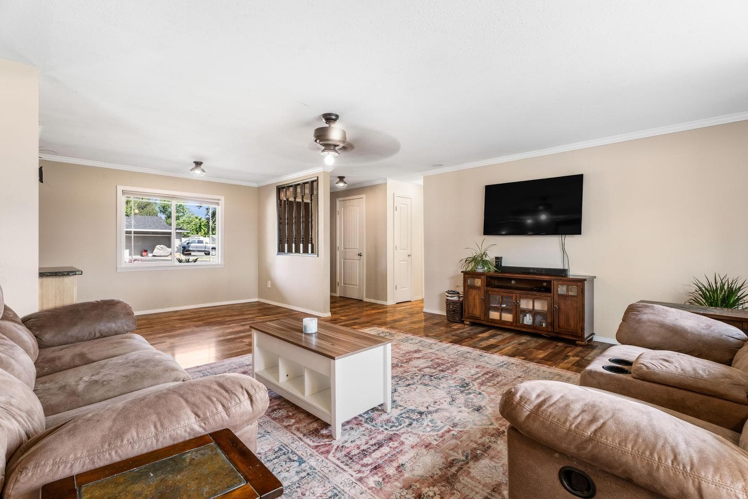 Photo of 2217 NW 12th Street 6 of 33