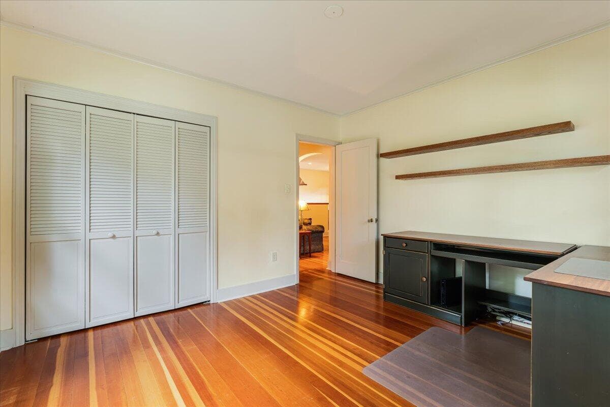 Photo of 1815 NW 2nd Street 17 of 25