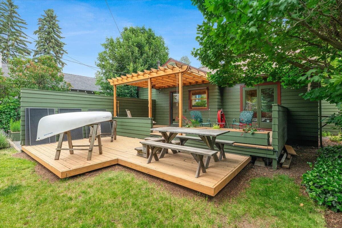 Photo of 1815 NW 2nd Street 23 of 25