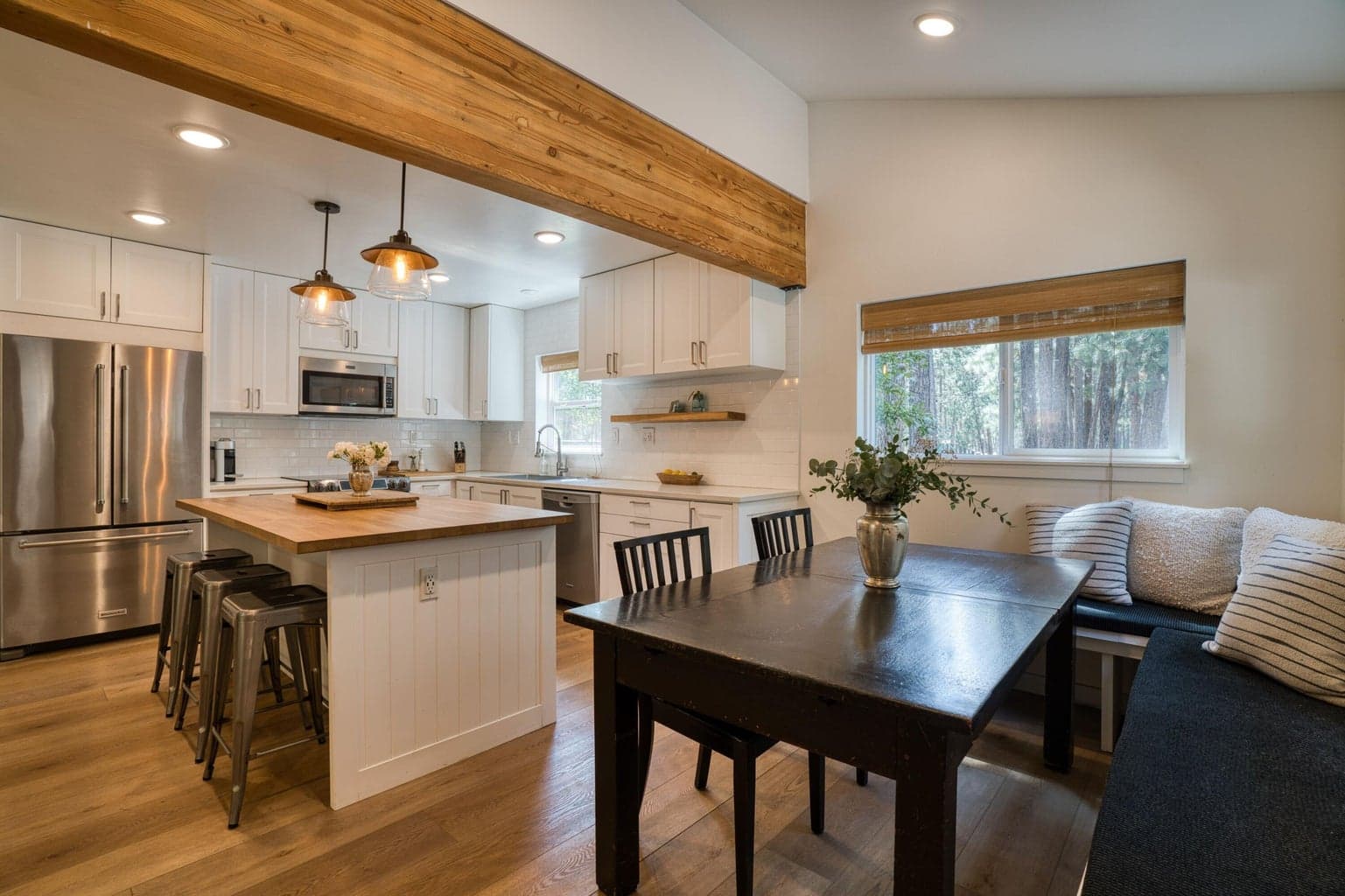 Photo of 18609 Riverwoods Drive 19 of 48