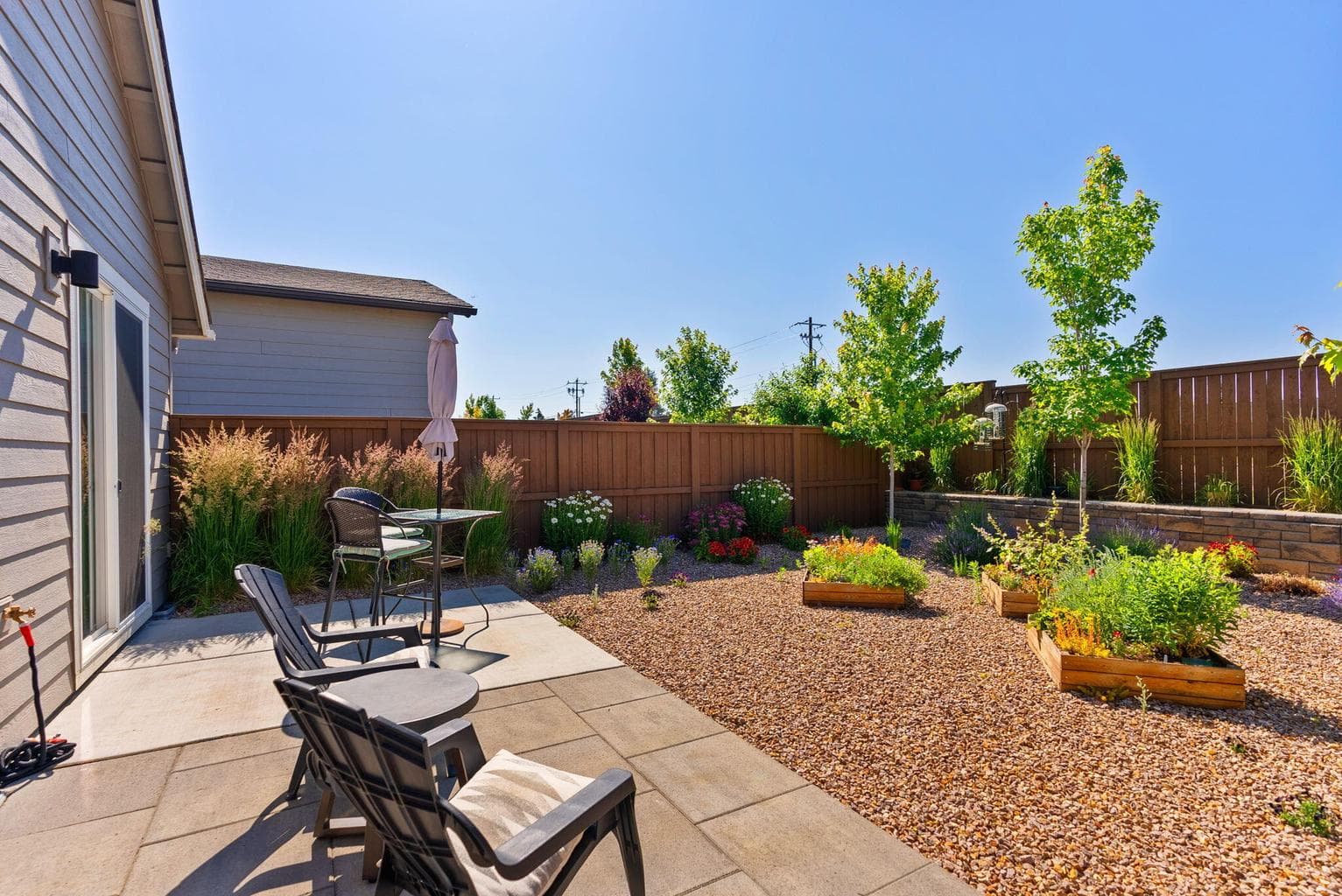 Photo of 3859 NE Oakside Loop 26 of 50