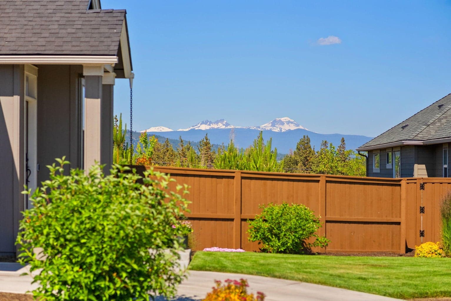 Photo of 3859 NE Oakside Loop 30 of 50