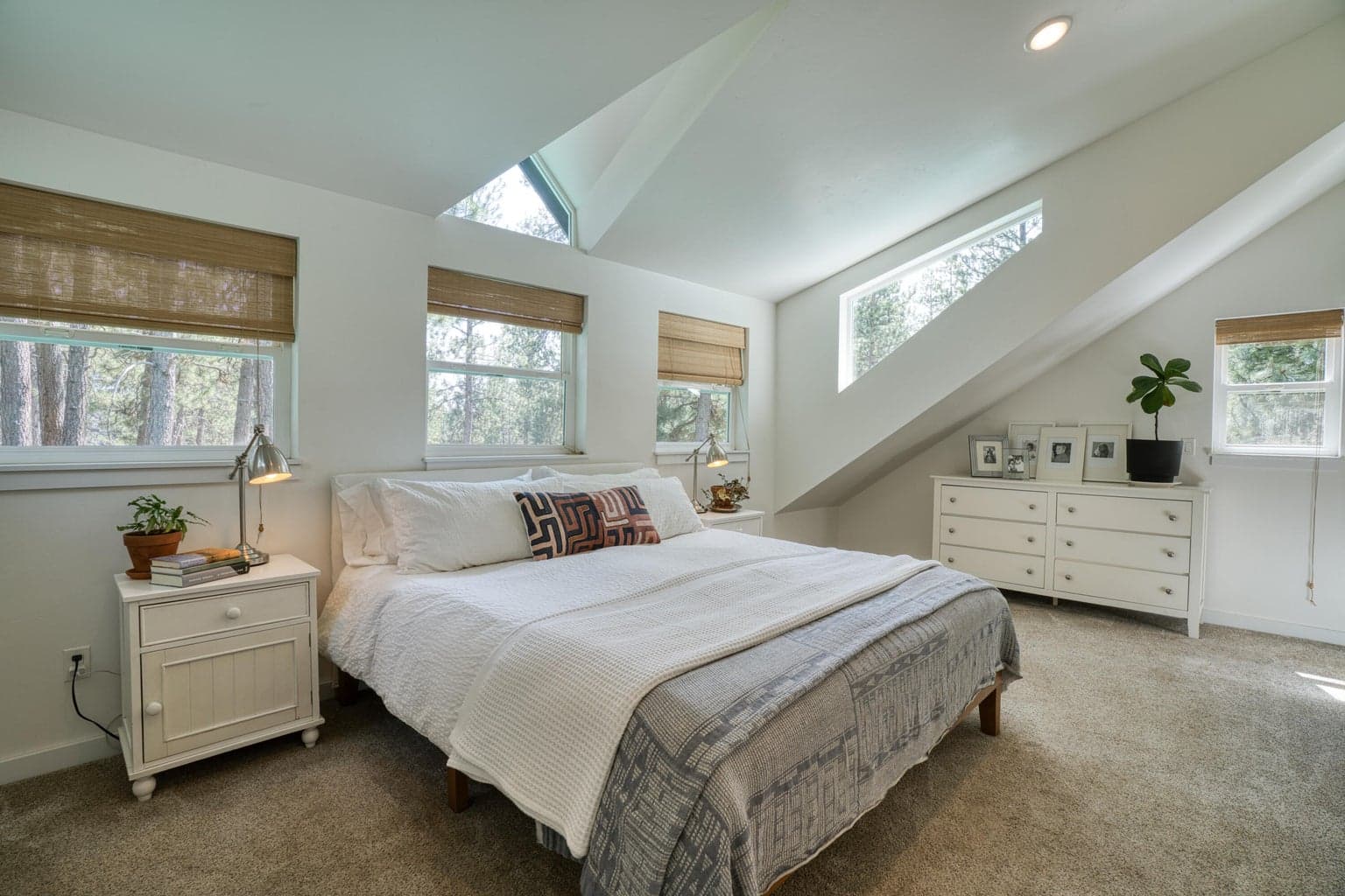 Photo of 18609 Riverwoods Drive 34 of 48