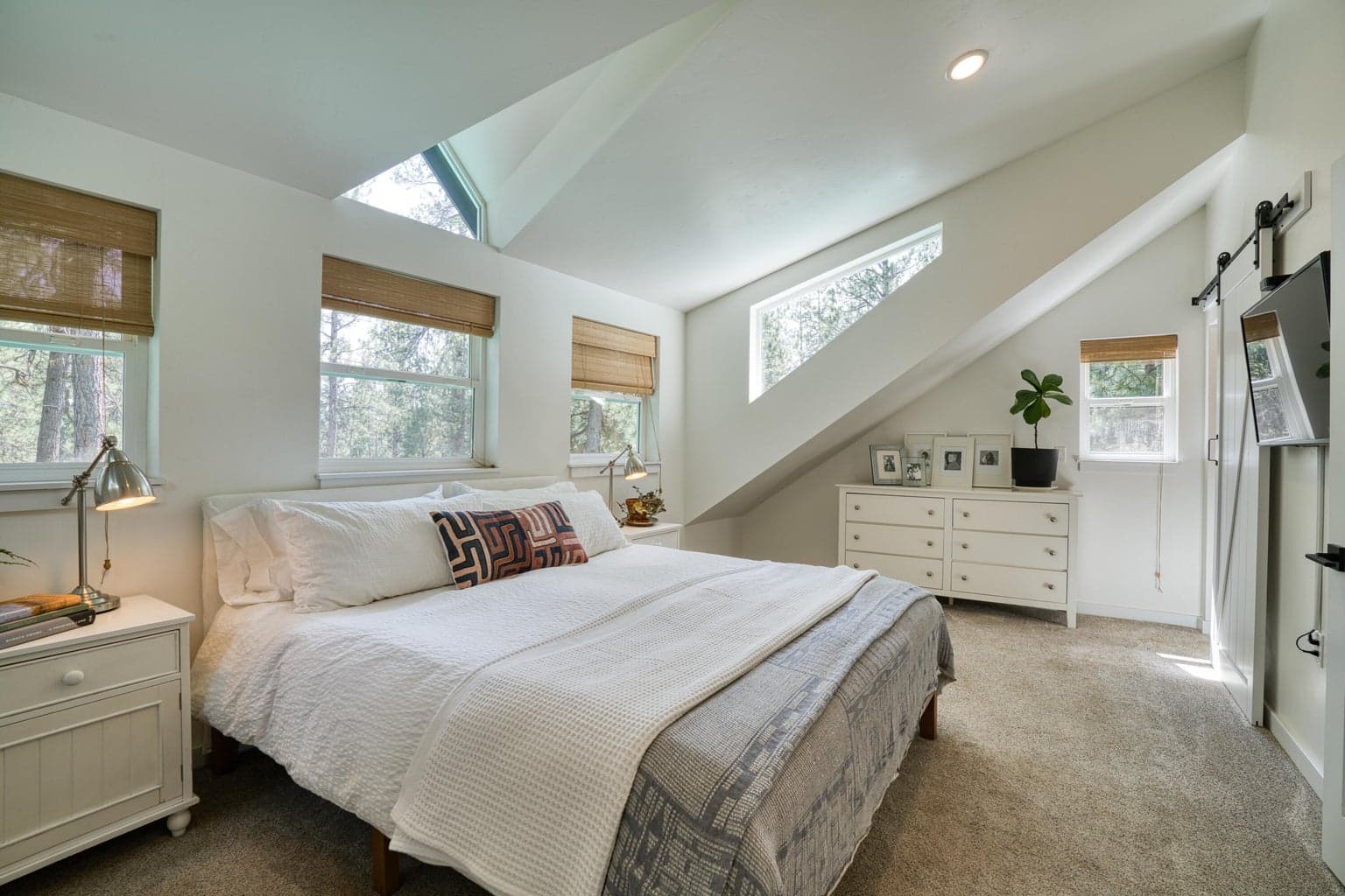 Photo of 18609 Riverwoods Drive 35 of 48