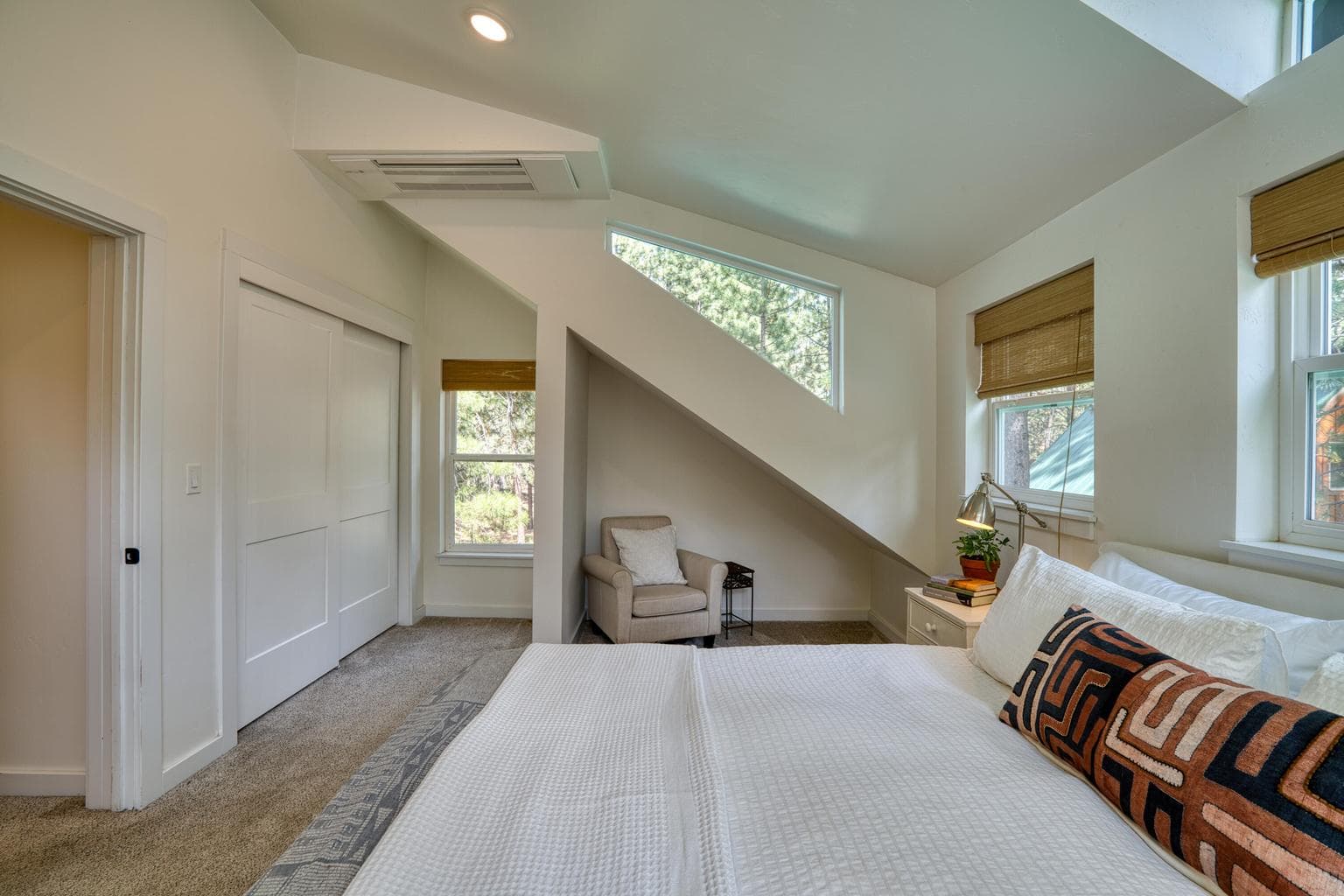 Photo of 18609 Riverwoods Drive 33 of 48