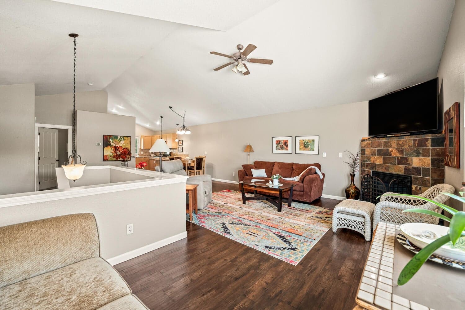 Photo of 438 19th 5 of 25