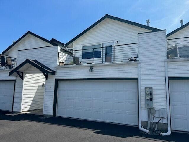 Photo of 438 19th 4 of 25