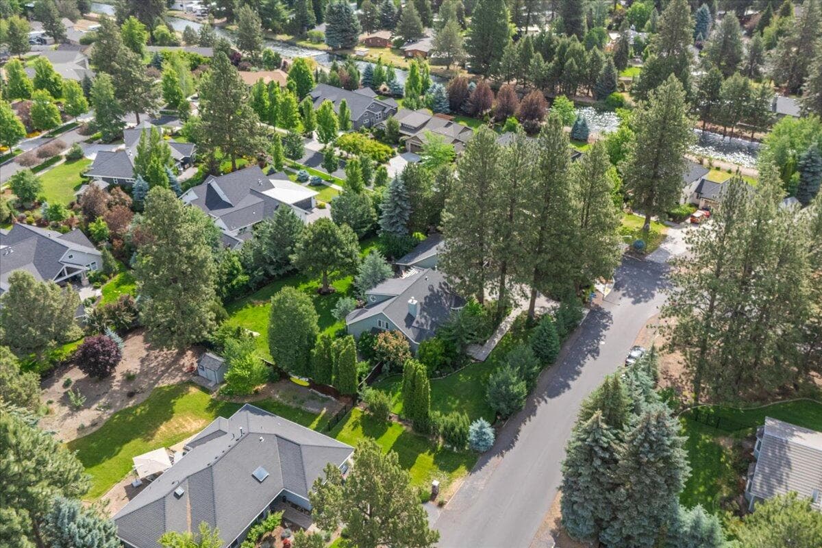 Photo of 21062 Desert Woods Drive 74 of 84