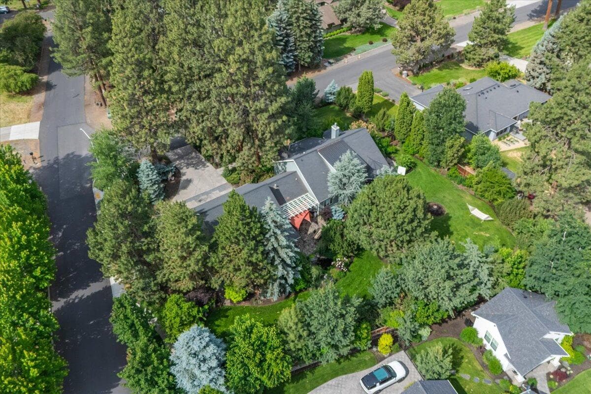 Photo of 21062 Desert Woods Drive 75 of 84