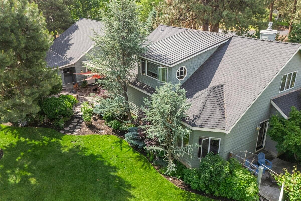 Photo of 21062 Desert Woods 5 of 84