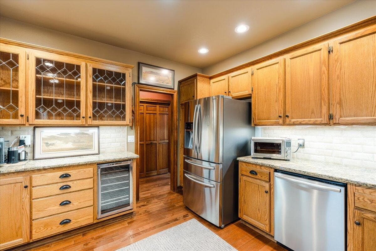 Photo of 21062 Desert Woods Drive 24 of 84