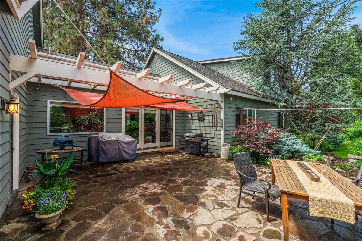 Photo of 21062 Desert Woods Drive 43 of 84