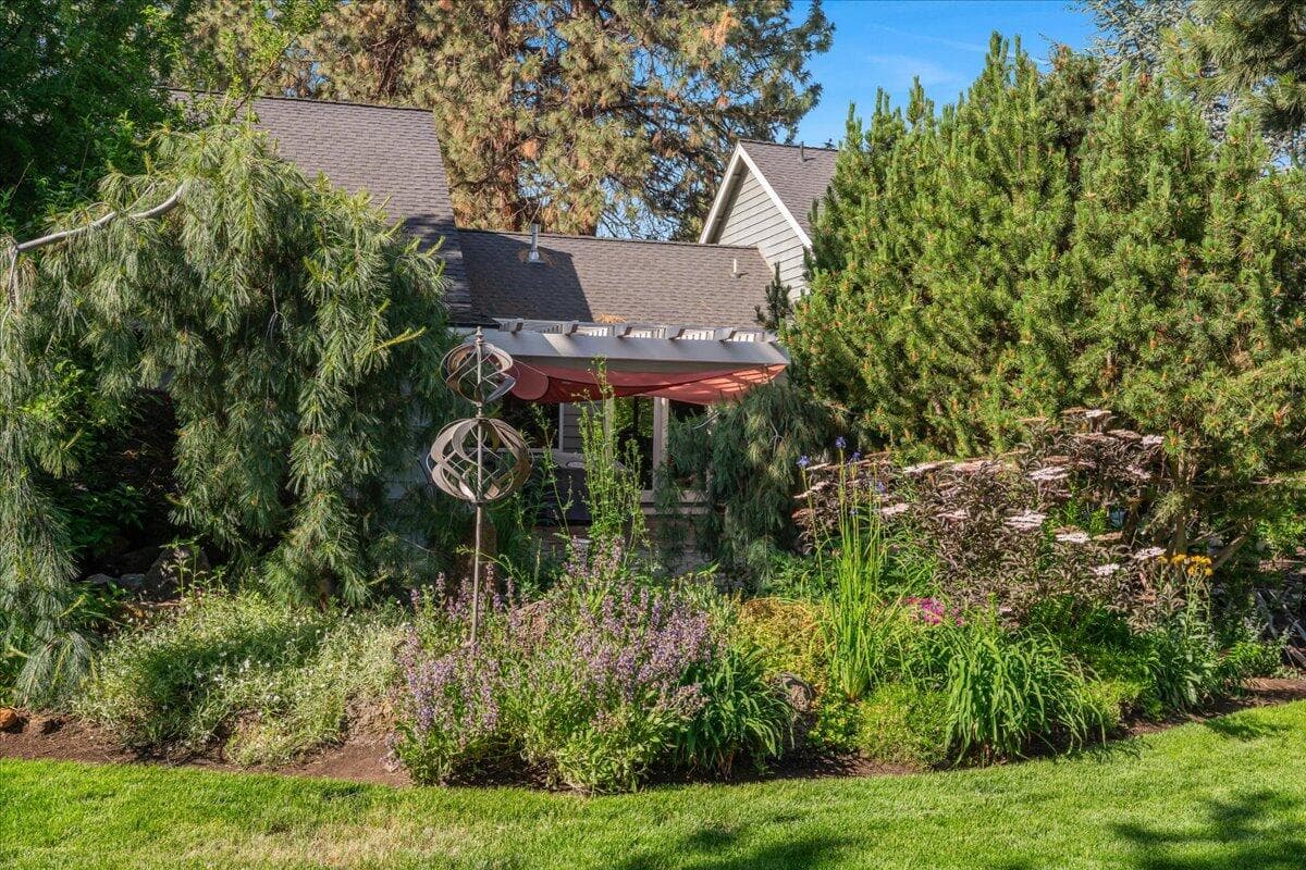 Photo of 21062 Desert Woods Drive 62 of 84