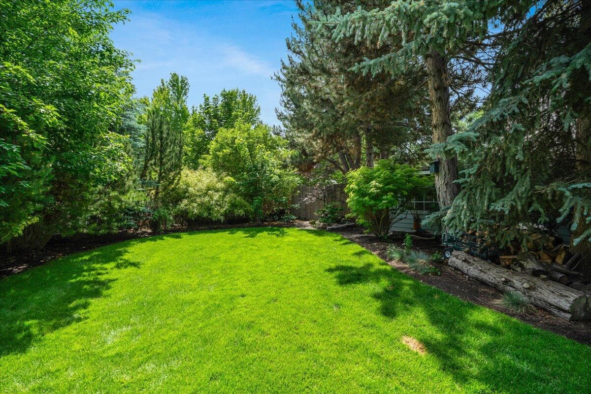 Photo of 21062 Desert Woods Drive 55 of 84