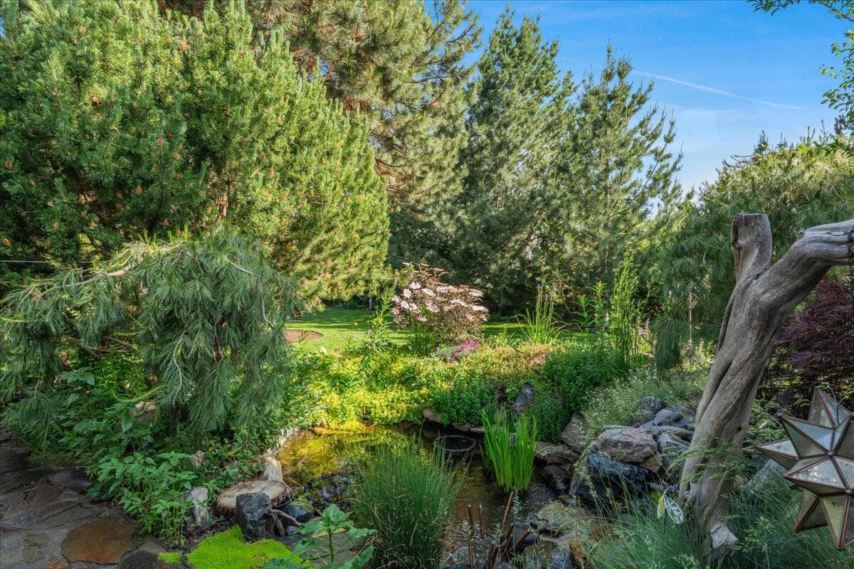 Photo of 21062 Desert Woods Drive 49 of 84