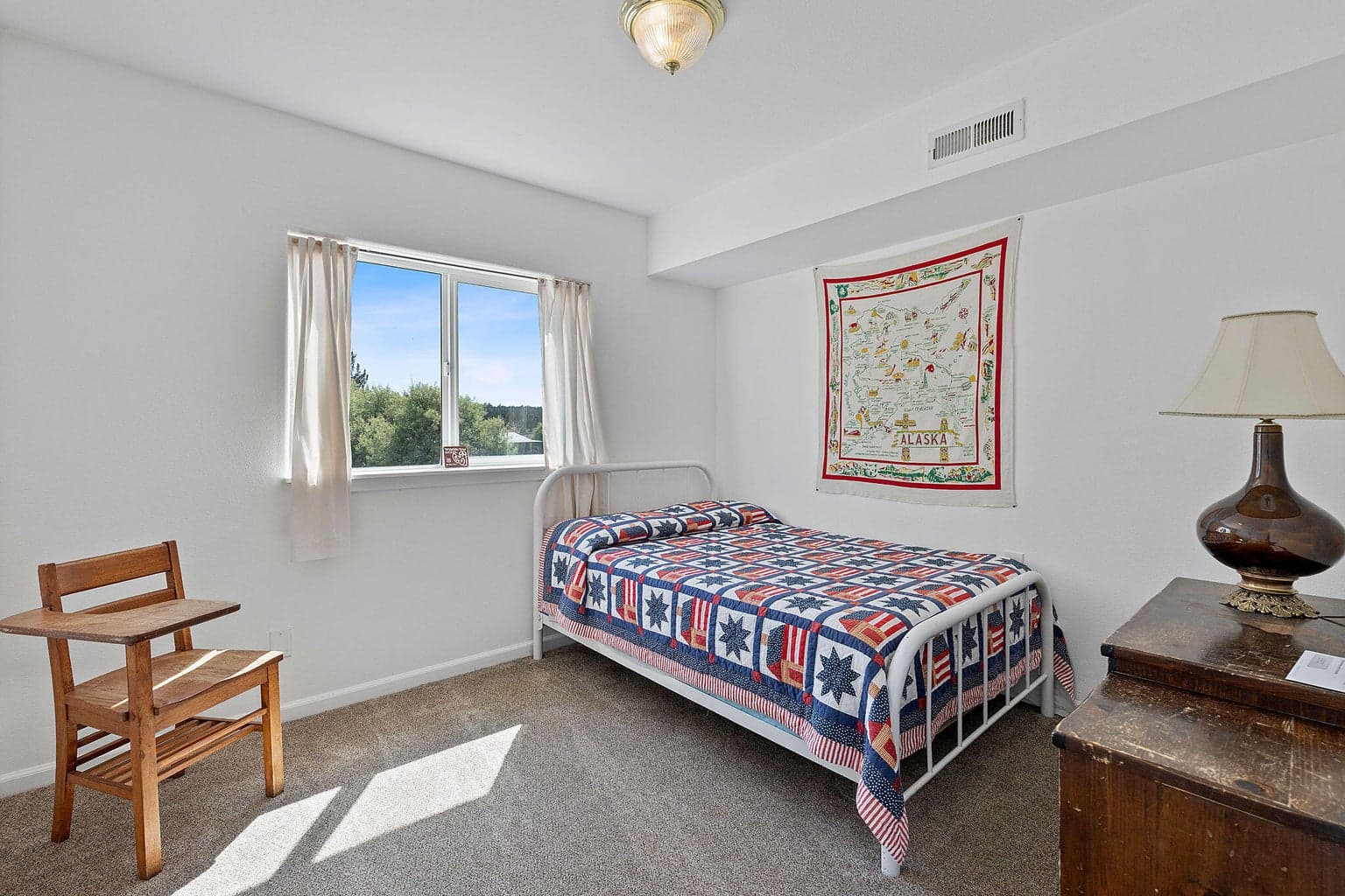 Photo of 5670 NW Adams Street 23 of 38