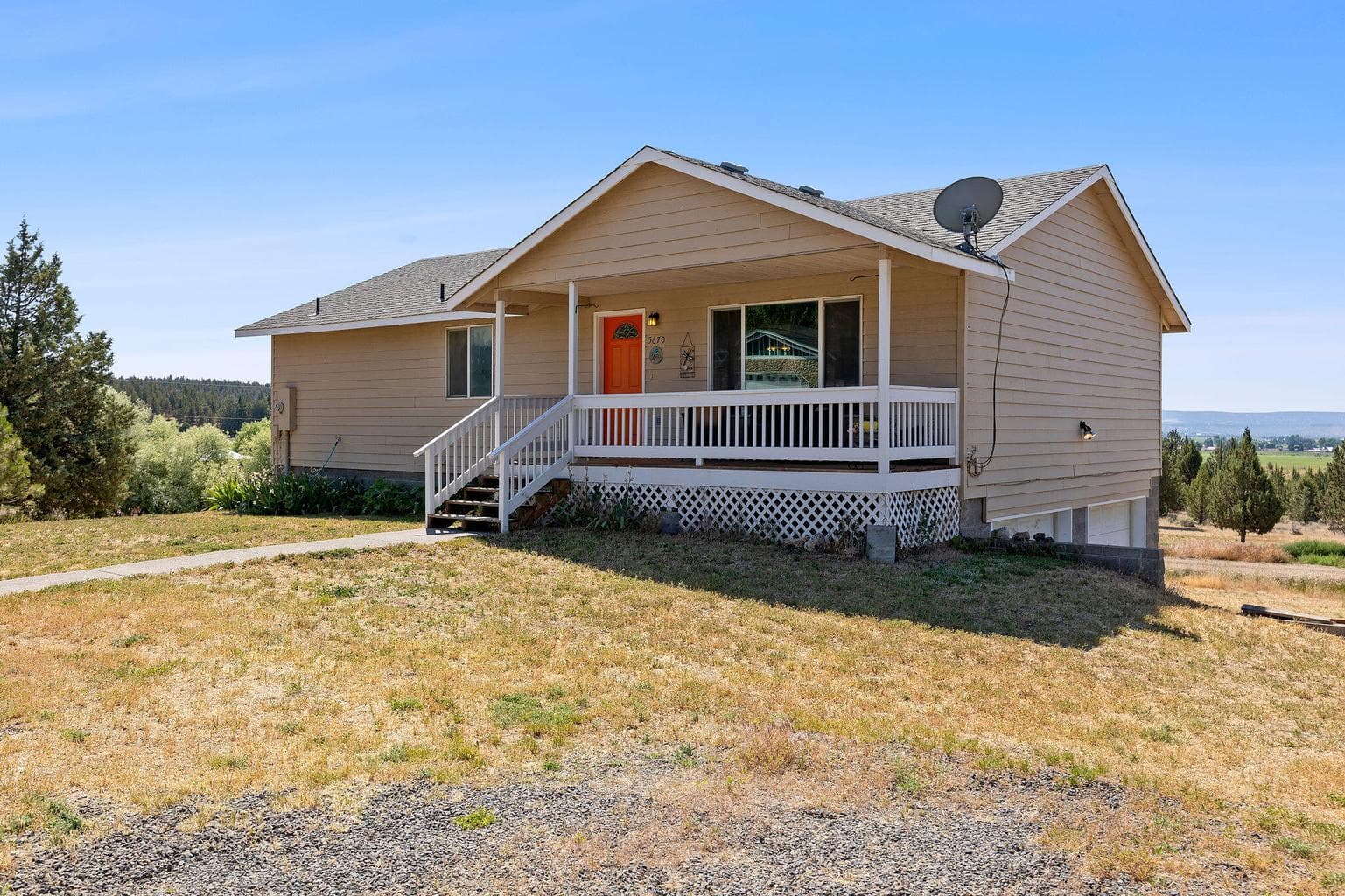 Photo of 5670 Adams 5 of 38