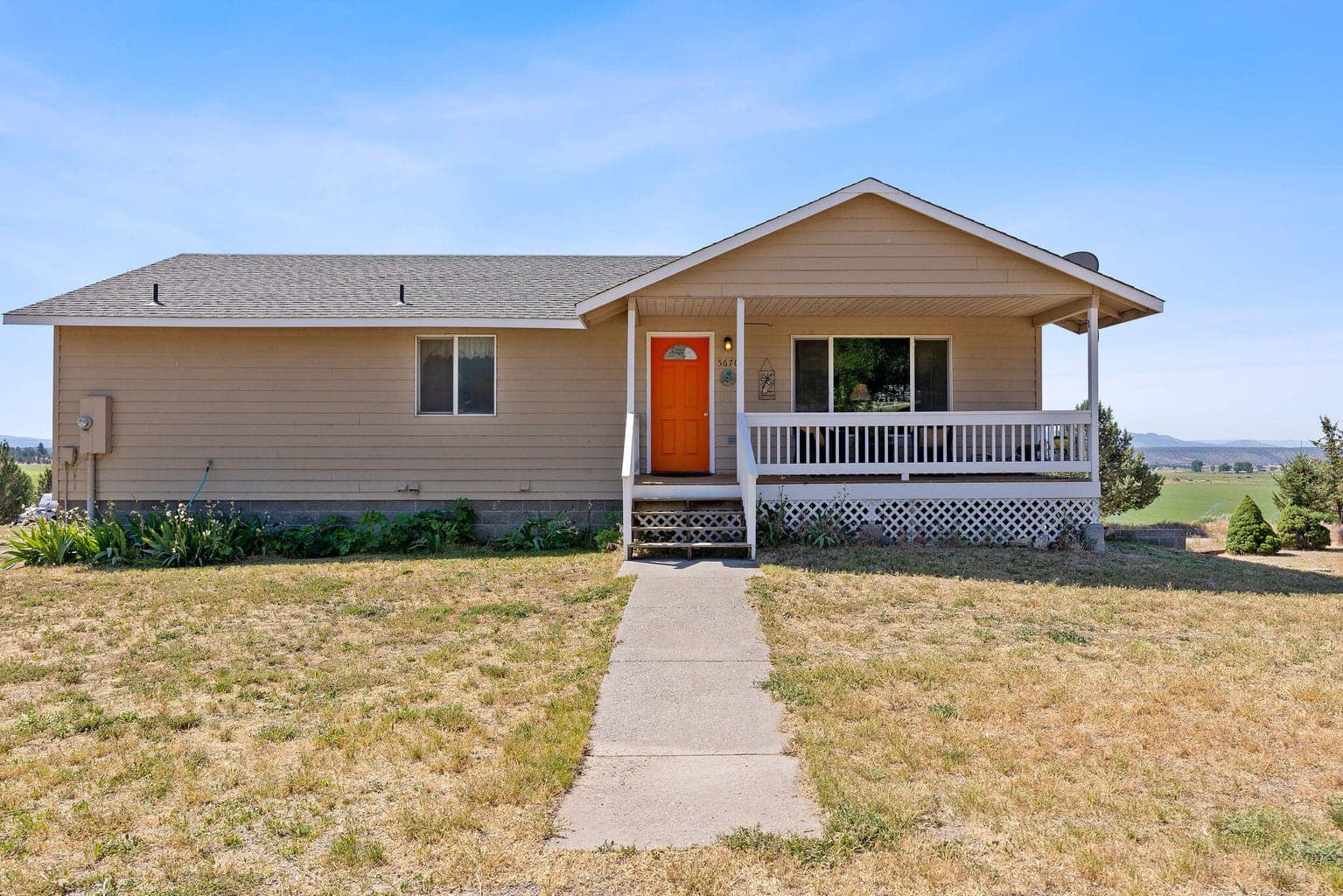 Photo of 5670 NW Adams Street 6 of 38