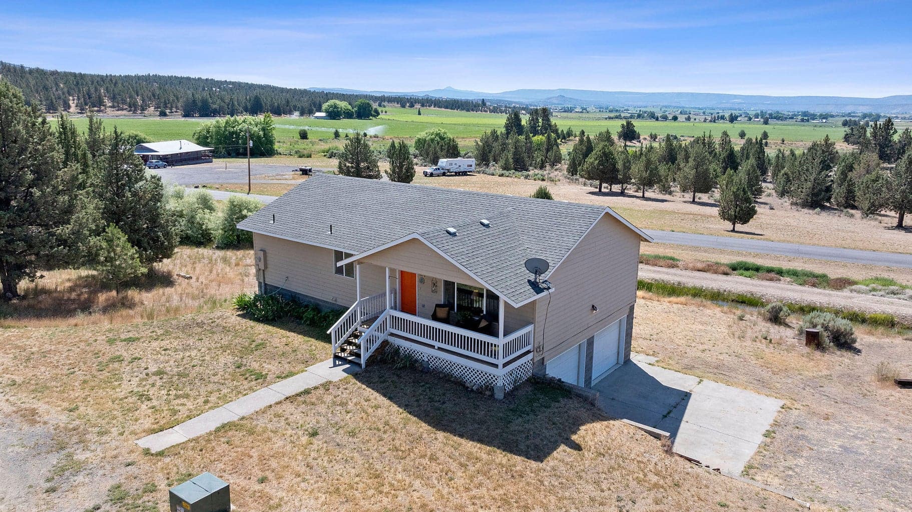 Photo of 5670 Adams 2 of 38