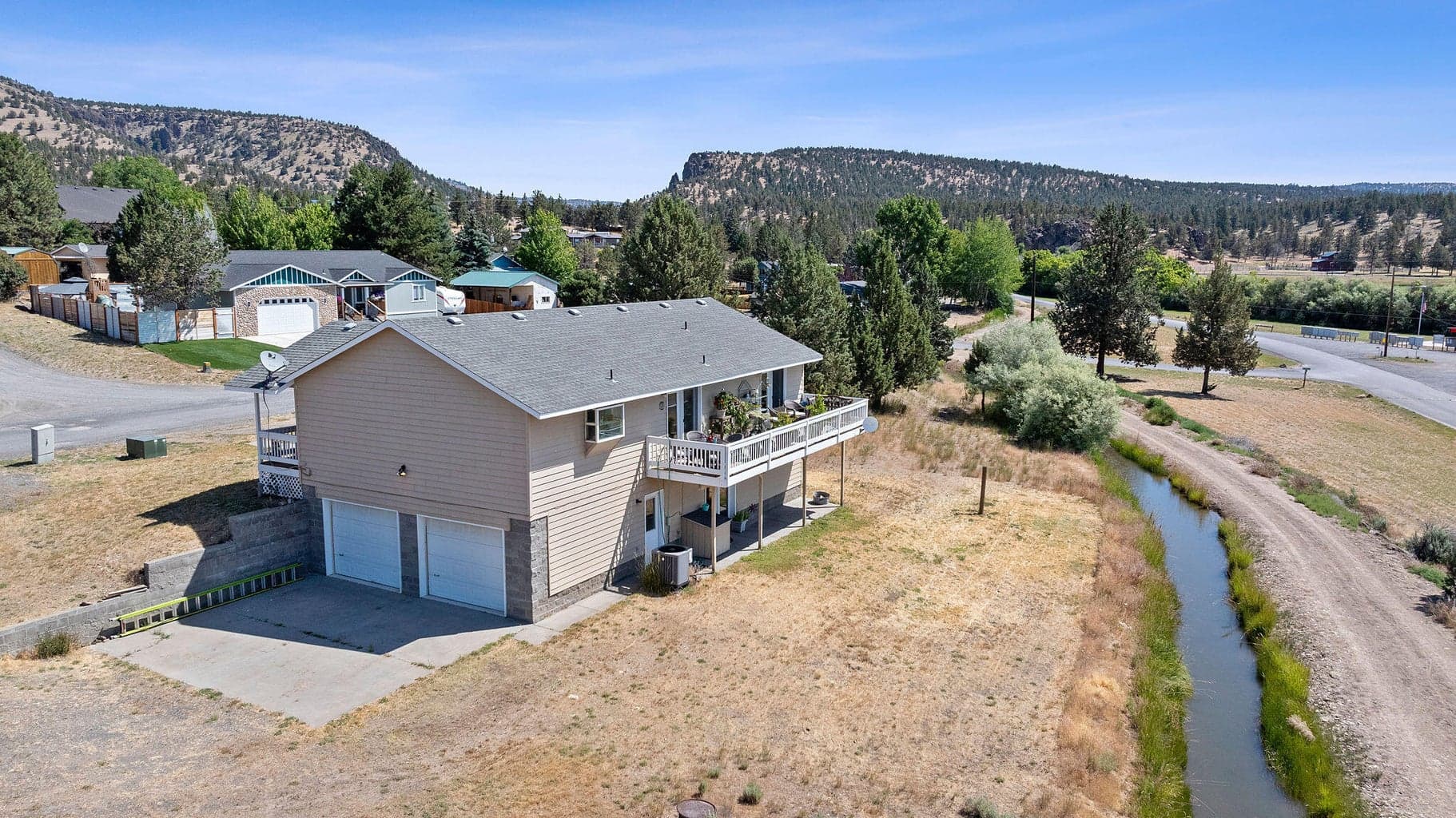 Photo of 5670 NW Adams Street 29 of 38