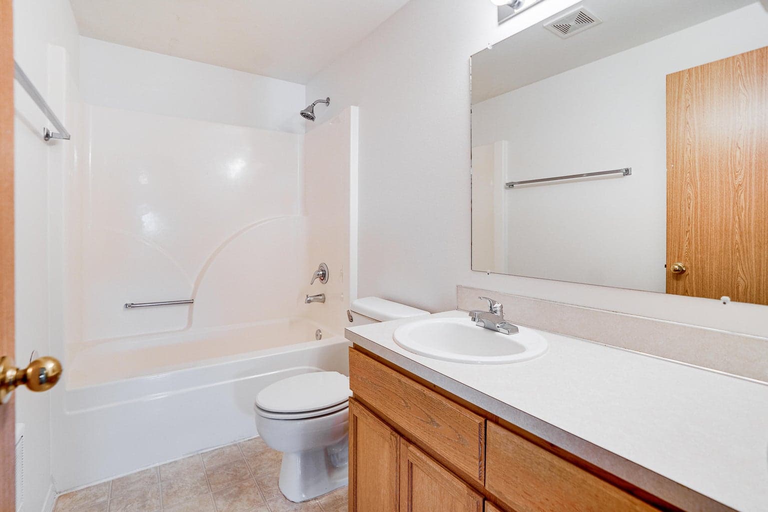 Photo of 63318 NE Carly Lane 14 of 22