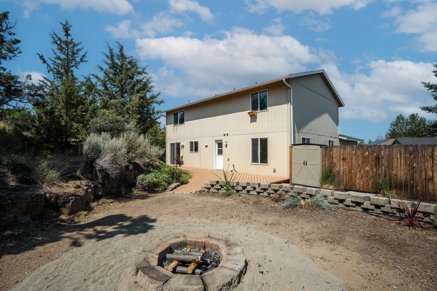 Photo of 63318 NE Carly Lane 19 of 22