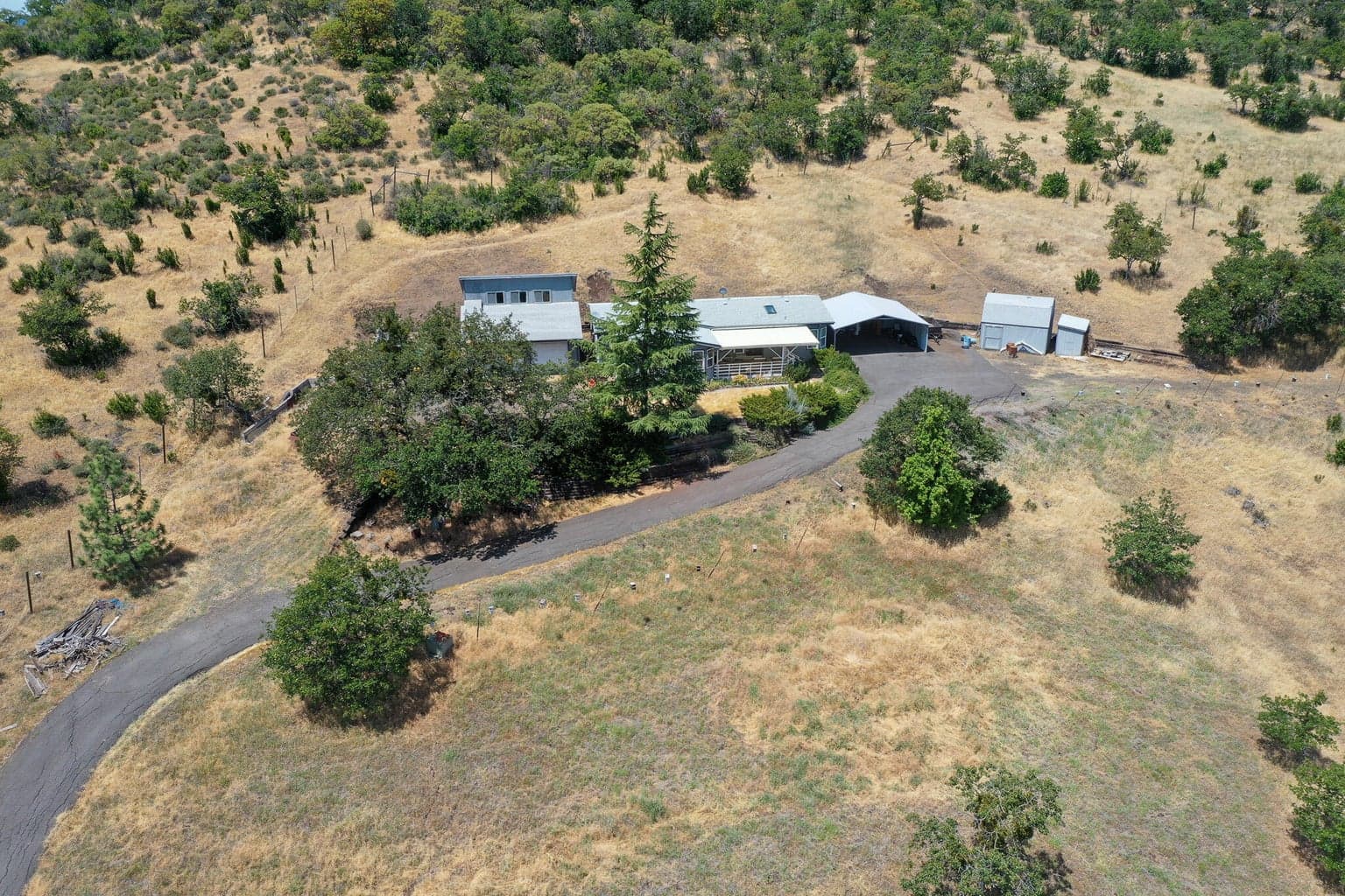 1374 Linn