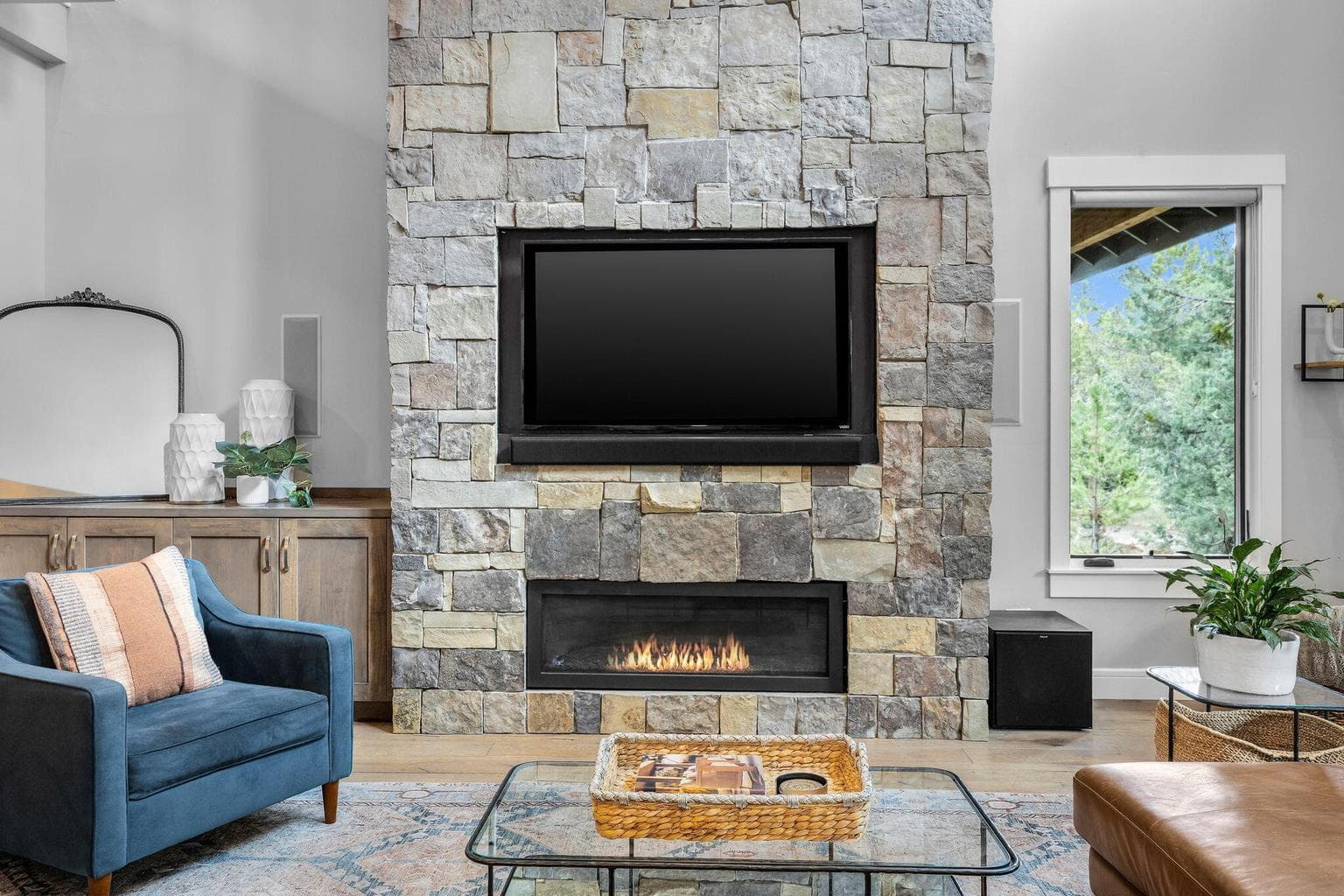 Photo of 2772 NW McCook Court 9 of 56
