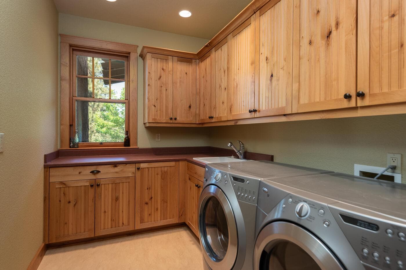 Photo of 1525 NW Silas Place 22 of 37