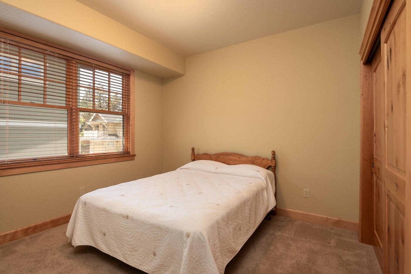 Photo of 1525 NW Silas Place 19 of 37