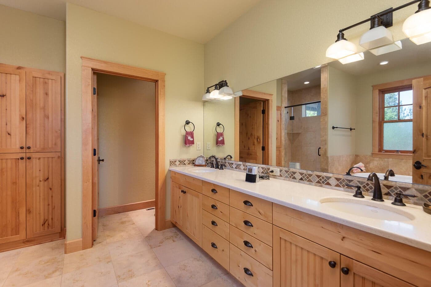 Photo of 1525 NW Silas Place 17 of 37