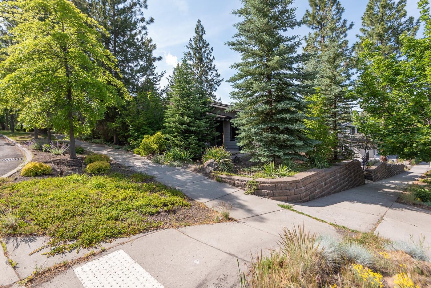 Photo of 1525 NW Silas Place 31 of 37