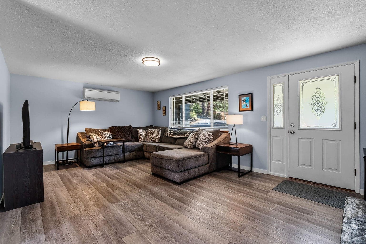 Photo of 135 SE 16th Street 8 of 43
