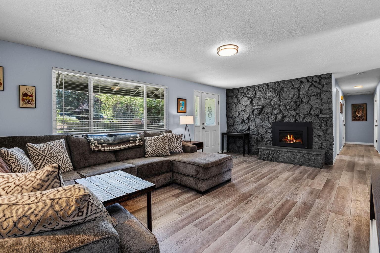 Photo of 135 SE 16th Street 9 of 43