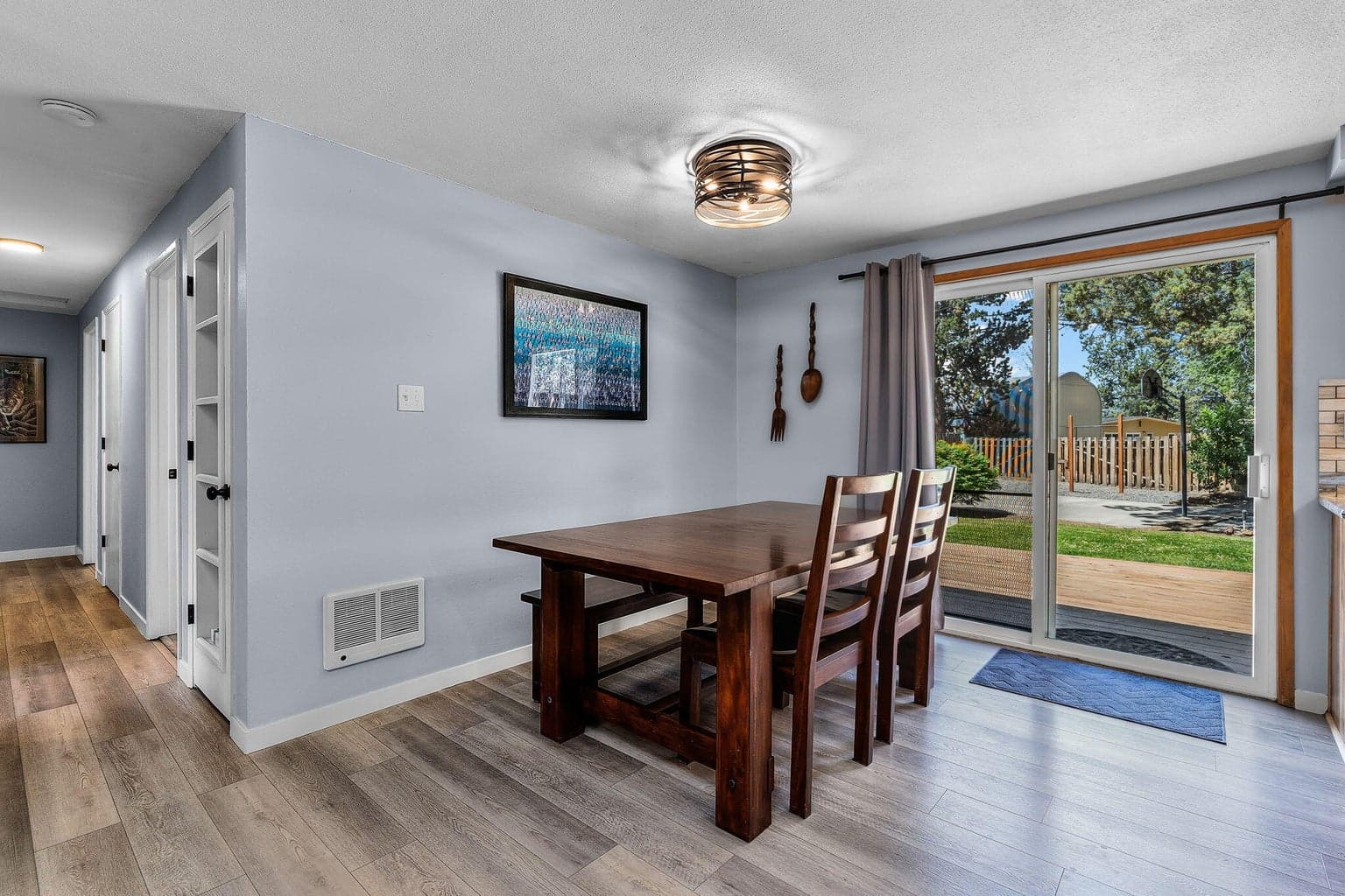 Photo of 135 SE 16th Street 10 of 43