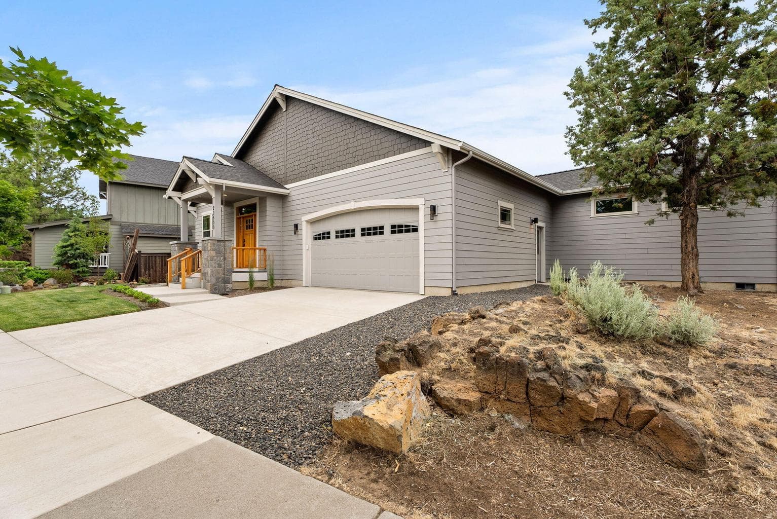 Photo of 20600 Sierra 2 of 31