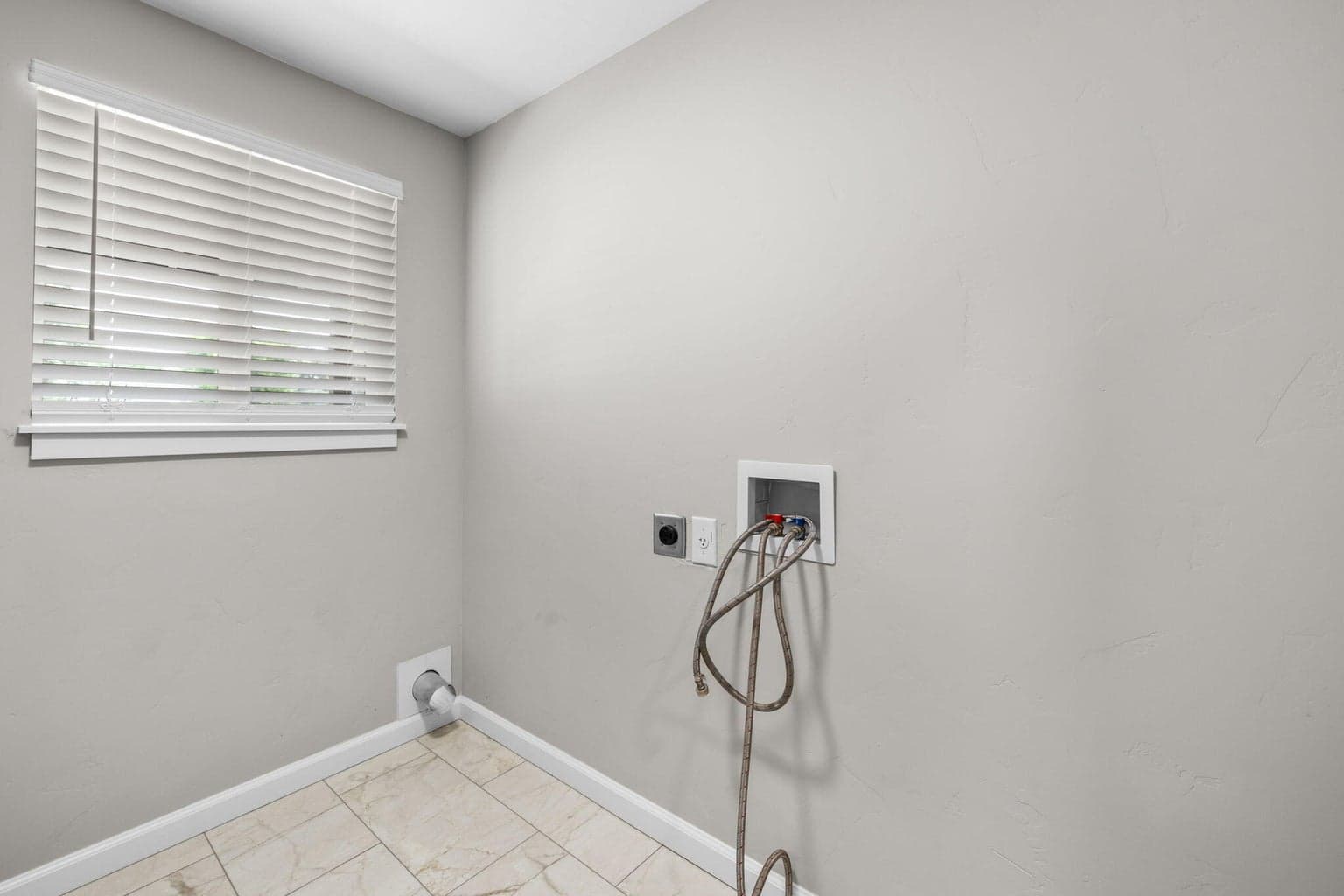 Photo of 61125 Brosterhous Road 19 of 23