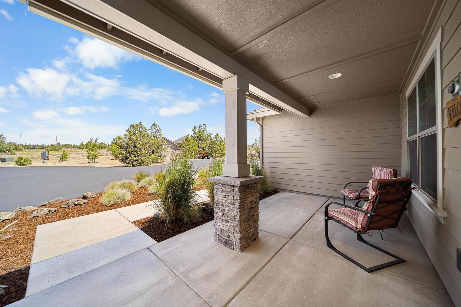 Photo of 4416 SE Laredo Road 7 of 40