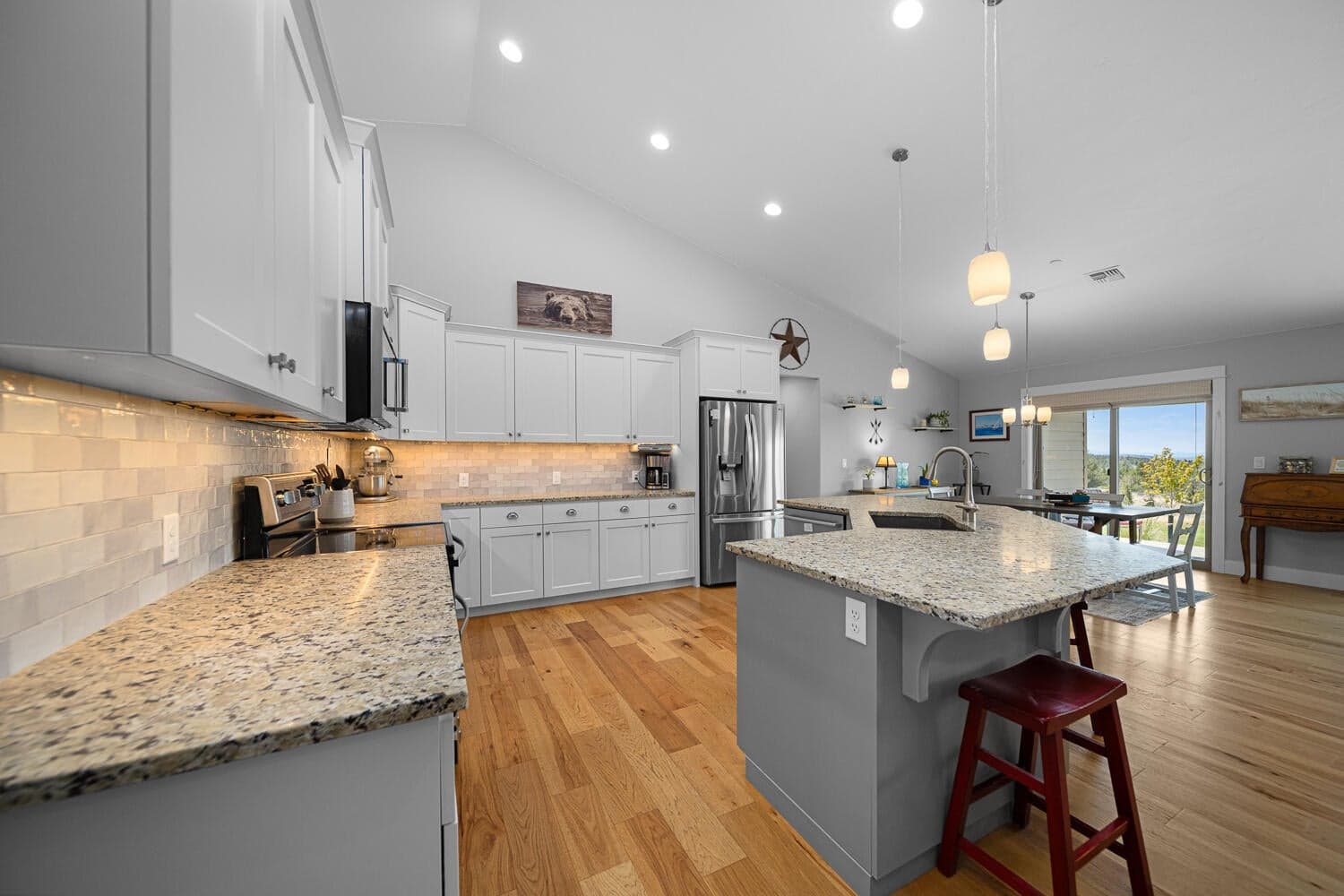 Photo of 4416 SE Laredo Road 20 of 40