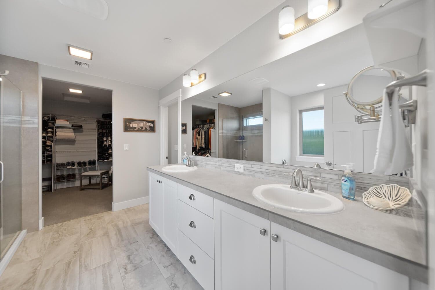 Photo of 4416 SE Laredo Road 27 of 40