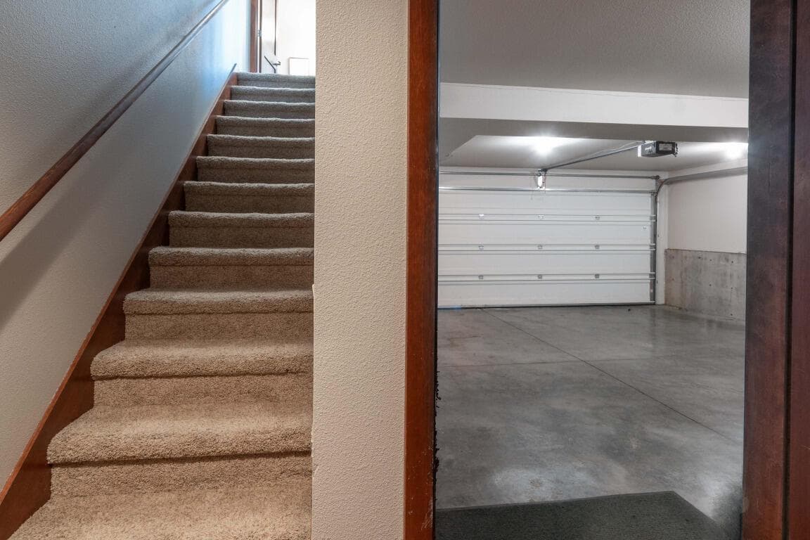 Photo of 266 Willamette Park Lane 23 of 29