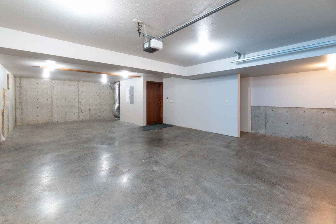 Photo of 266 Willamette Park Lane 24 of 29