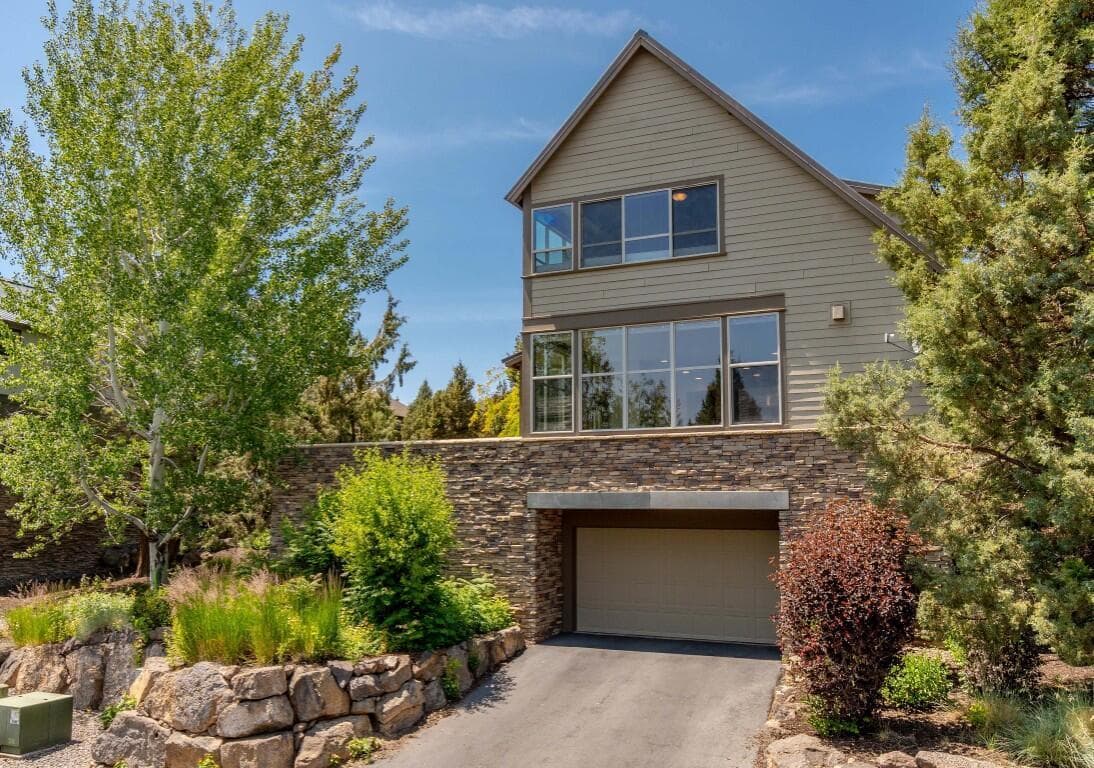 Photo of 266 Willamette Park Lane 28 of 29