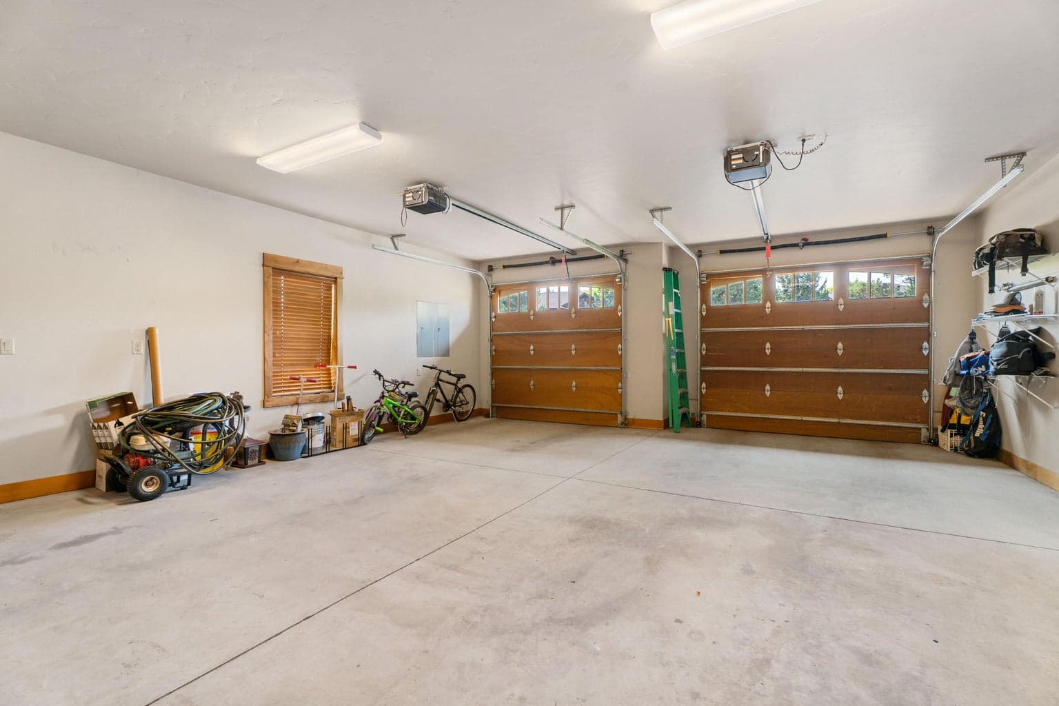 Photo of 330 Vista Rim Drive 55 of 103